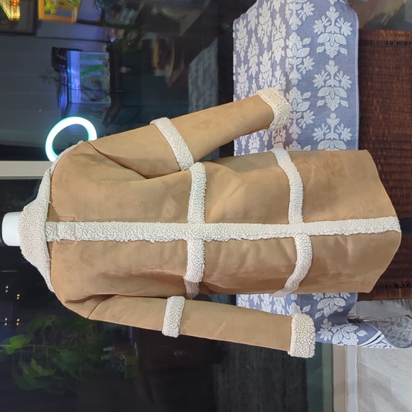 BearPaw Suede and Sherpa Jacket New with Tags - Picture 3 of 11